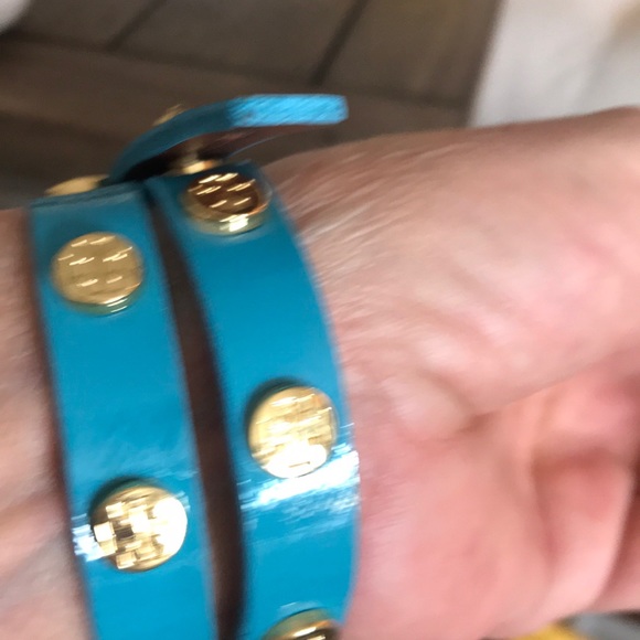 2 Tory Burch leather wrist wraps one pink 1 Bl new - Picture 11 of 12